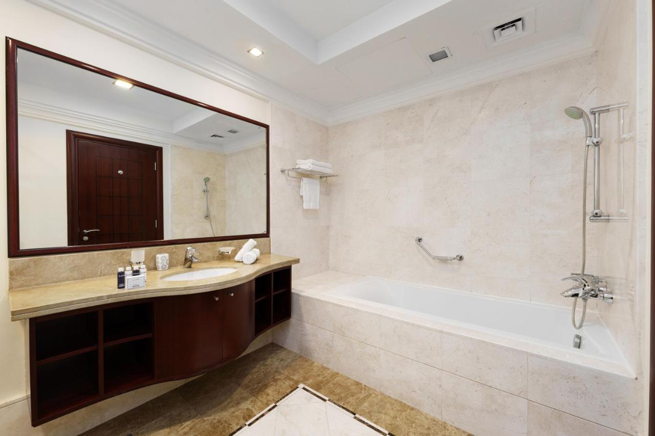 Maison Privee - Charming Apt With Sea View On The Palm Jumeirah Дубай Экстерьер фото